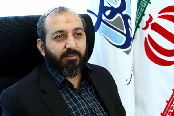 مسجد محوری و شبکه سازی هنرمندان در  بیانیه گام دوم انقلاب