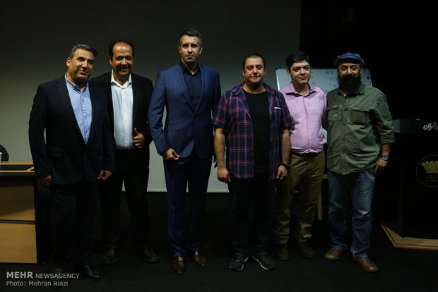تولیدکنندگان آثار شنیداری گردهم آمدند/ یک درخواست از وزیر ارشاد