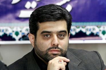 روز خبرنگار و  ایستادن به احترام «دانستن» و«ابلاغ»